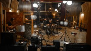 Cabine batterie midi live